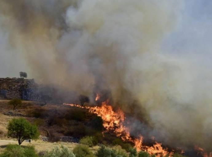 Χειροπέδες σε 22χρονο για τη φωτιά στο Ποτάμι