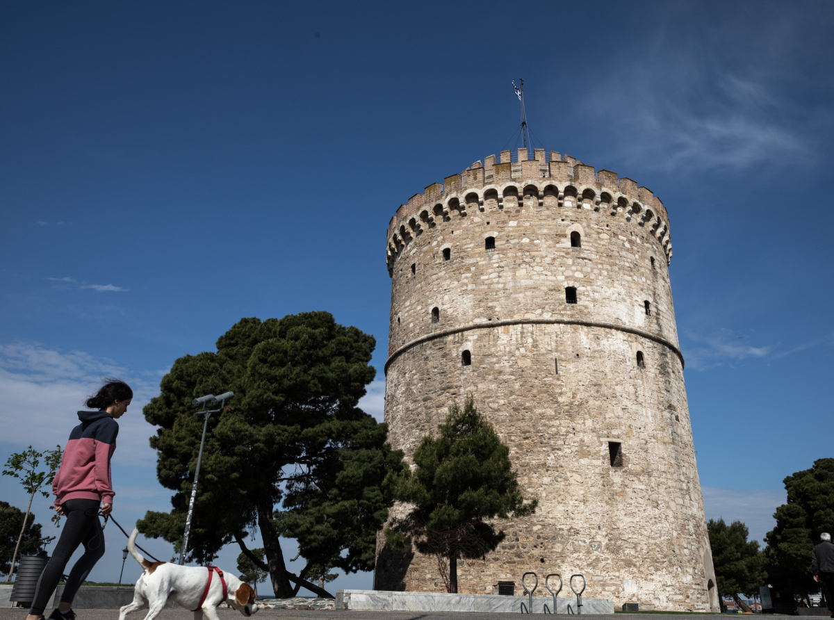 Σε lockdown από την Παρασκευή Θεσσαλονίκη, Λάρισα και Ροδόπη