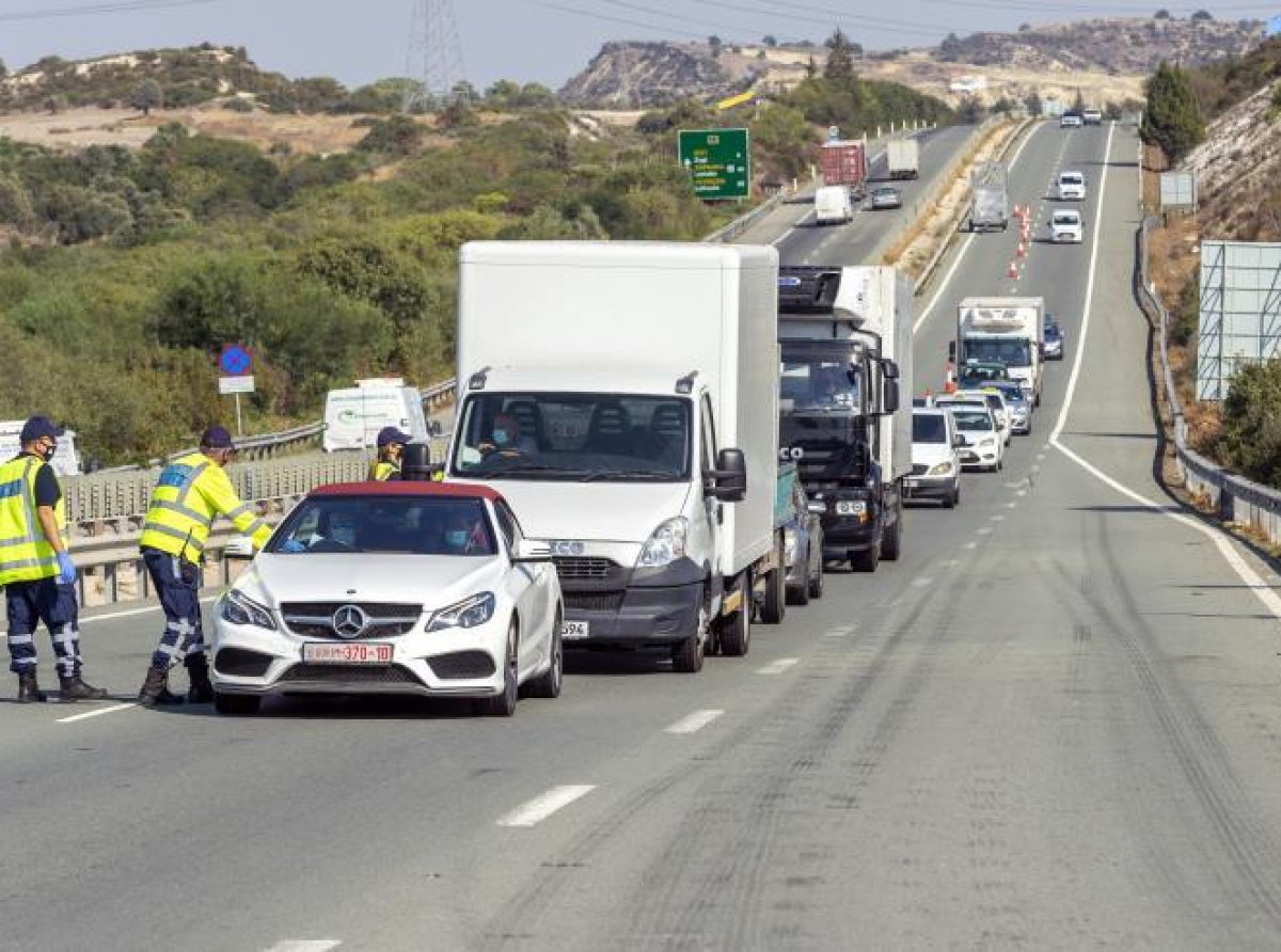 Χωρίς πιστοποιητικό μοριακής εξέτασης οι ασθενείς και συνοδοί τους που μετακινούνται από και προς Λεμεσό και Πάφο