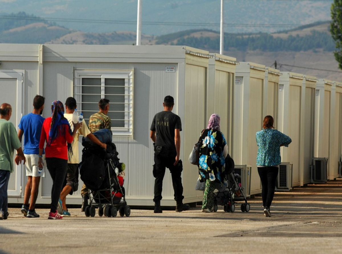 ΥΠΕΣ:Σε άμεση ενοικίαση κτηριακού συγκροτήματος για την φιλοξενία παράτυπων μεταναστών