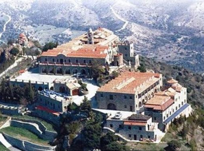 Παραμένει κλειστή για 3η εβδομάδα η Μονή Σταυροβουνίου