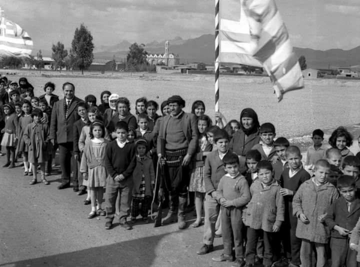 ΤΟΥ ΤΖΥΠΡΙΑΝΟΥ ΤΑΠΕΙΝΟΙ ΑΓΓΟΝΕΣ ...