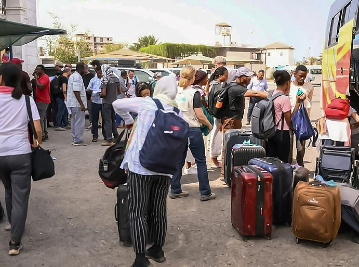 Πρόσθετο φορτίο ιατρικών προμηθειών φτάνει στο Πορτ Σουδάν