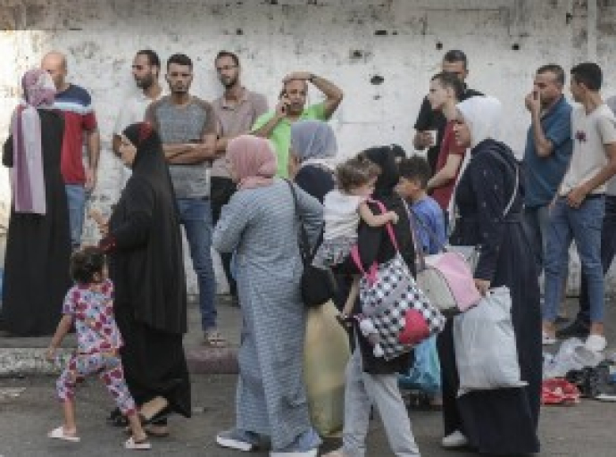 Ο άλλος μαζικός εκτοπισμός: ενώ τα μάτια είναι στραμμένα στη Γάζα, οι έποικοι προχωρούν στους βοσκούς της Δυτικής Όχθης