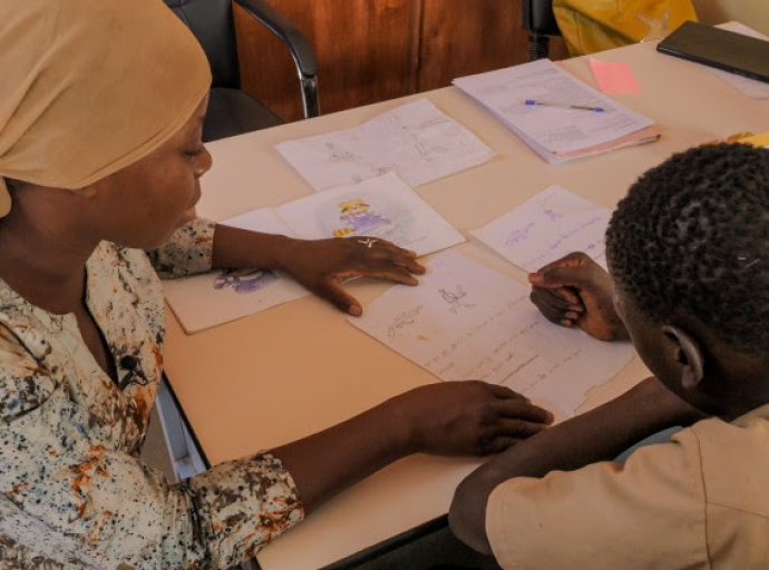 Μπουρκίνα Φάσο: Όταν οι λέξεις αποτυγχάνουν, τα παιδιά ζωγραφίζουν τον πόνο τους