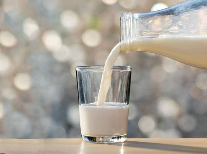 Η συχνή κατανάλωση γάλακτος δεν αυξάνει τη χοληστερίνη