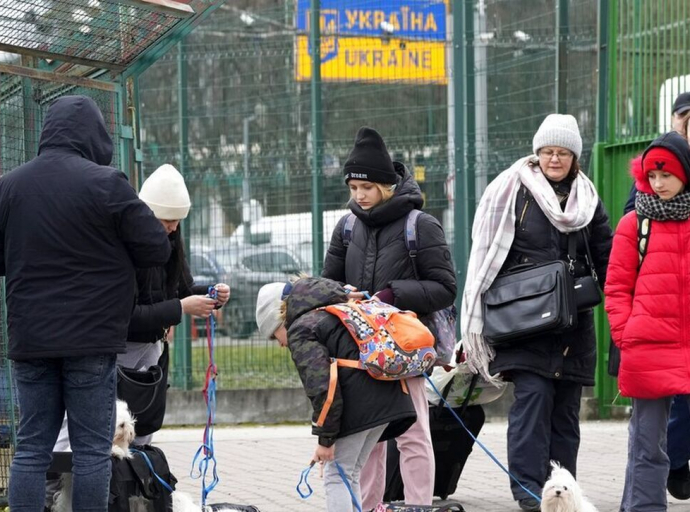 Ουκρανία: ΤΕΡΑΣΤΙΑ ΑΝΘΡΩΠΙΣΤΙΚΗ ΕΚΣΤΡΑΤΕΙΑ ΑΠΟ ΔΕΚΑΔΕΣ ΦΟΡΕΙΣ ΥΠΟ ΤΗΝ ΑΙΓΙΔΑ ΤΟΥ ΟΗΕ