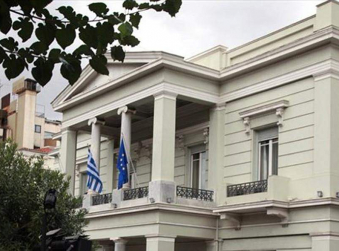 Ηχηρή απάντηση της Αθήνας στον Τσαβούσογλου: «Οι τουρκικές αιτιάσεις δεν στέκουν νομικά»