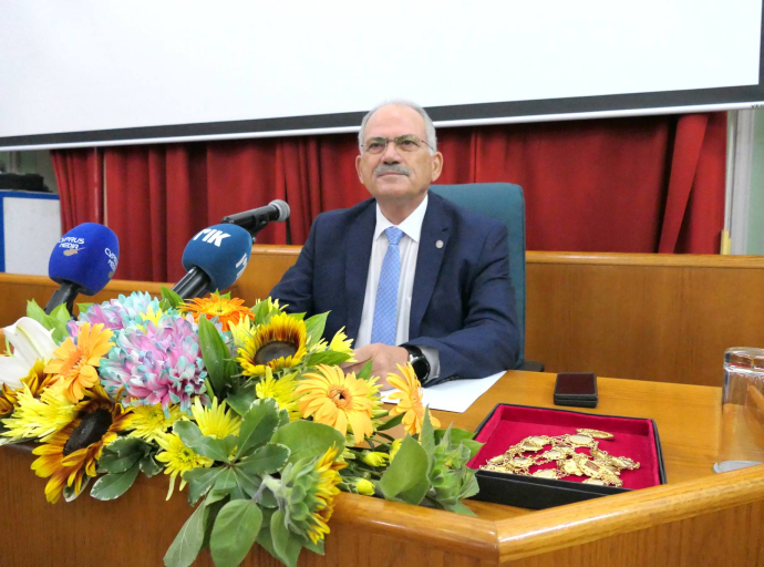 Ομιλία του απερχόμενου Δημάρχου Λεμεσού Νίκου Νικολαΐδη κατά την τελετή εγκαθίδρυσης του νέου Δημάρχου κου Γιάννη Αρμεύτη