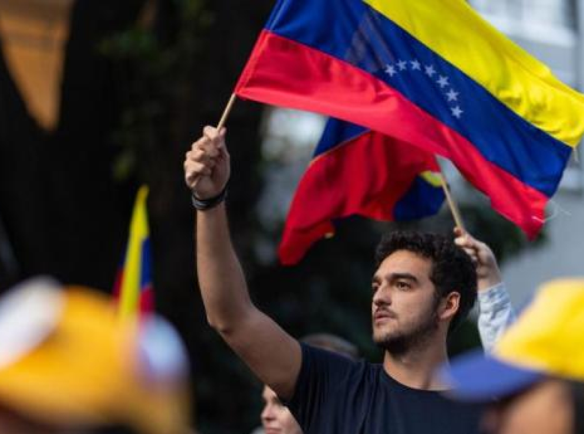 ΤΟ ΠΡΟΑΝΑΚΡΟΥΣΜΑ ΤΩΝ ΕΠΙΧΕΙΡΗΣΕΩΝ ΣΤΗ ΒΕΝΕΖΟΥΕΛΑ