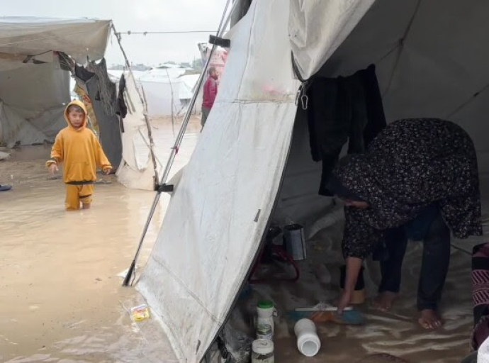 Γάζα: Οι σφοδρές χειμερινές συνθήκες επιδεινώνουν την ανθρωπιστική κρίση για τους εκτοπισμένους Παλαιστινίους